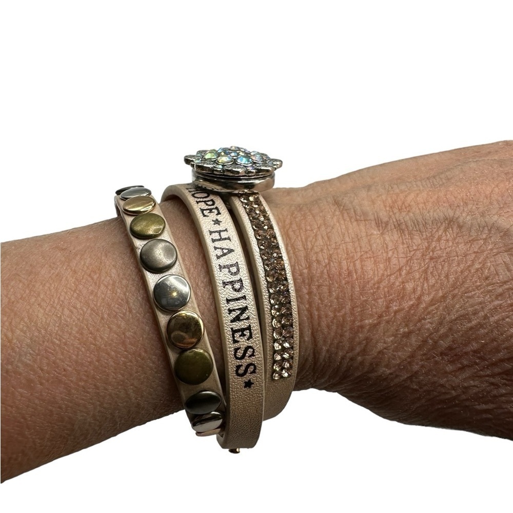 “Love, Hope, Happiness” Criss Cross Bracelet w/ Iridescent Sparkling Snap NWT - Picture 12 of 16